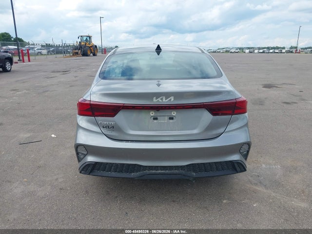 2023 Kia Forte Lxs მანქანა იყიდება აუქციონზე, vin: 3KPF24AD6PE683997, აუქციონის ნომერი: 45495326