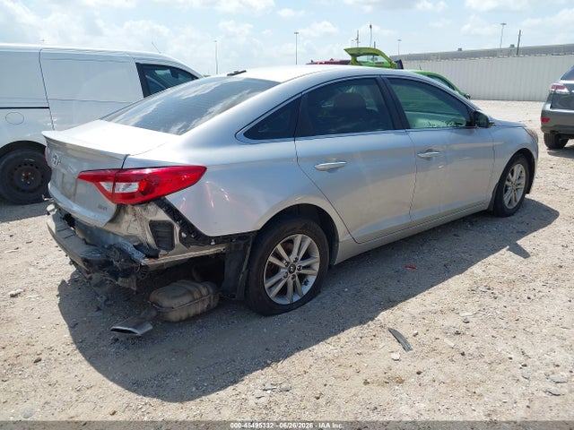 Hyundai SONATA ECO 2016 5NPE24AA3GH422758 Image 4