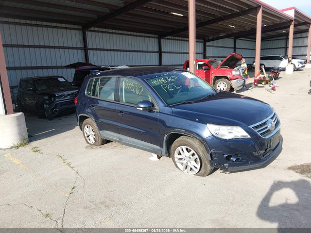 Продаж на аукціоні авто 2011 Volkswagen Tiguan S, vin: WVGBV7AXXBW536125, номер лоту: 45495367