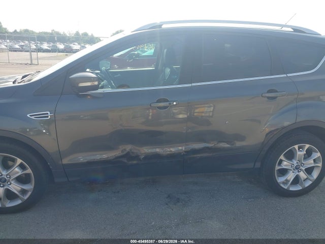 1FMCU0JX6GUA89844 Ford Escape Titanium