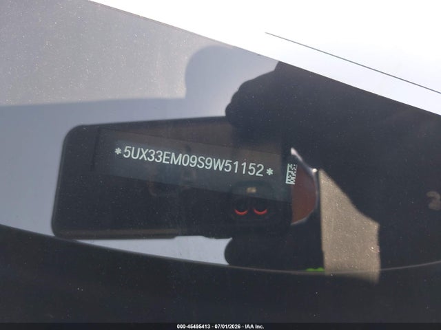 45495413 :رقم المزاد ، 5UX33EM09S9W51152 vin ، 2025 Bmw X7 M60i مزاد بيع