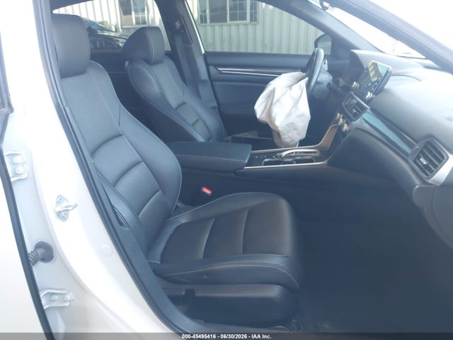 1HGCV3F21NA001489 Honda Accord Hybrid Sport