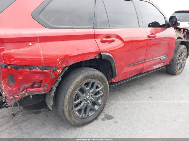 7SVAAABA4PX011734 Toyota Sequoia Platinum
