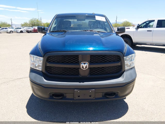 2021 Ram 1500 Classic Tradesman  4x4 5'7 Box მანქანა იყიდება აუქციონზე, vin: 3C6RR7KG4MG664018, აუქციონის ნომერი: 45495560