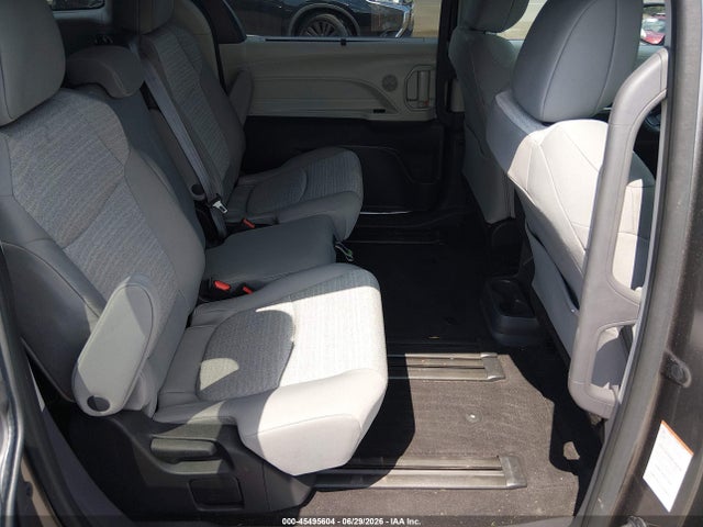 2022 Toyota Sienna Le მანქანა იყიდება აუქციონზე, vin: 5TDKSKFC4NS054535, აუქციონის ნომერი: 45495604