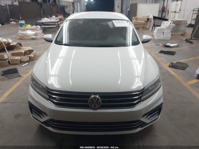 Aukcja sprzedaży 2017 Volkswagen Passat 1.8t R-line, vin: 1VWDT7A37HC063288, numer aukcji: 45495635
