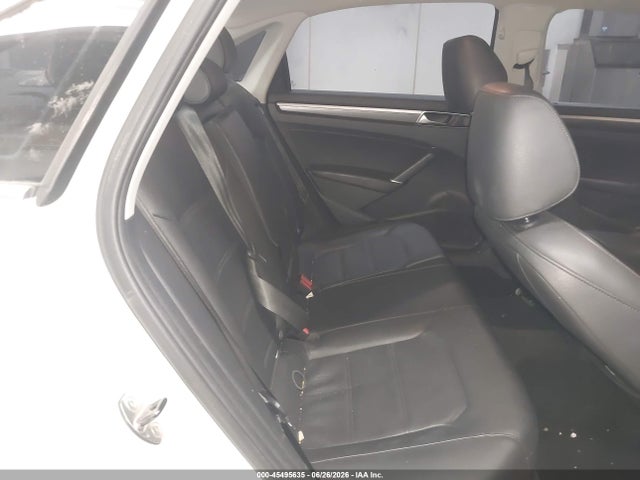 Aukcja sprzedaży 2017 Volkswagen Passat 1.8t R-line, vin: 1VWDT7A37HC063288, numer aukcji: 45495635