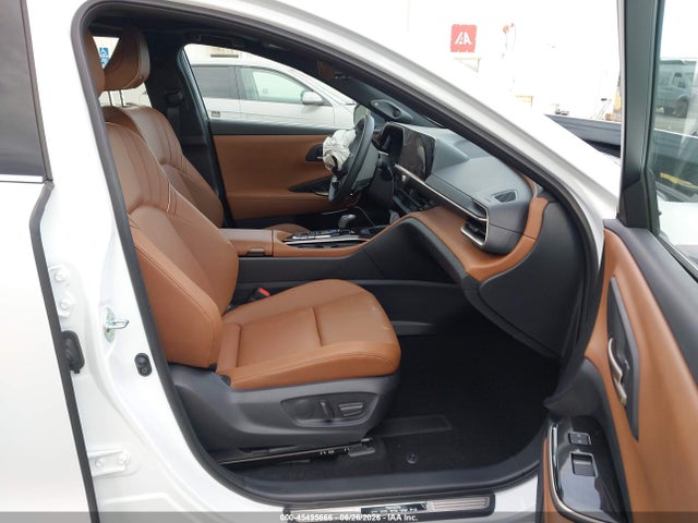 JTDACAAJ3T3039239 Toyota Crown Signia Limited