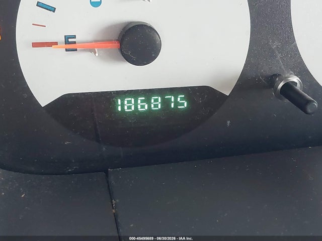 45495689 :رقم المزاد ، 1C4GP45R15B288017 vin ، 2005 Chrysler Town & Country مزاد بيع