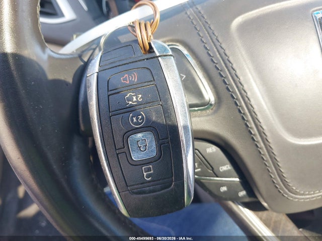 Продажа на аукционе авто 2018 Lincoln Mkz Reserve, vin: 3LN6L5F94JR619704, номер лота: 45495693