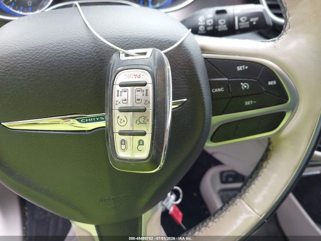 2C4RC1GG3JR232719 Chrysler Pacifica Limited