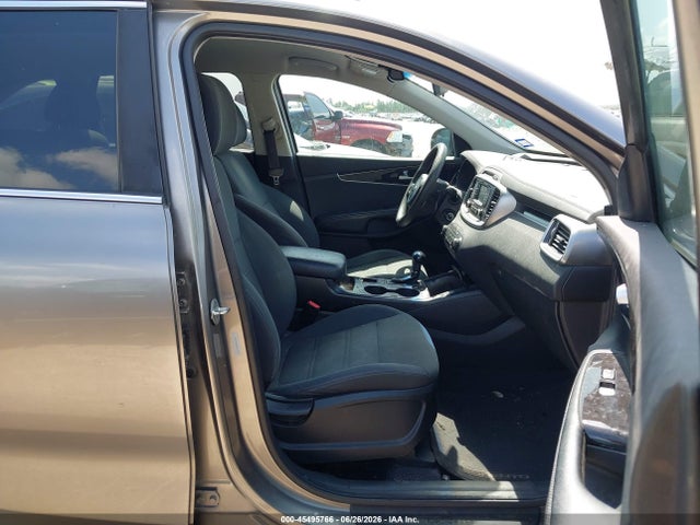 2016 Kia Sorento 3.3l Lx მანქანა იყიდება აუქციონზე, vin: 5XYPG4A58GG110441, აუქციონის ნომერი: 45495766