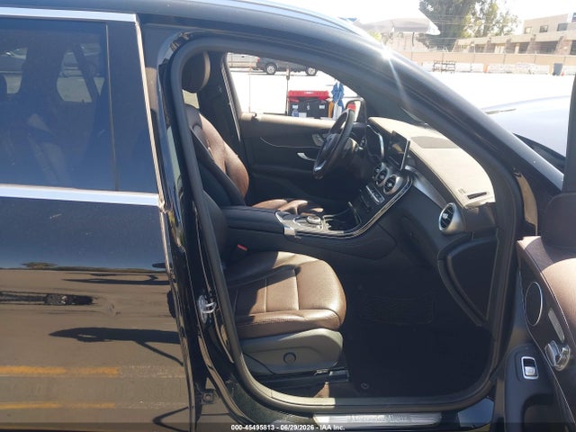 WDC0G4KB8JV081460 Mercedes-Benz Glc 300 4matic