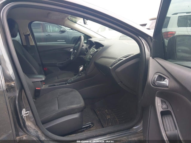 Auction sale of the 2017 Ford Focus Se, vin: 1FADP3F2XHL330834, lot number: 45495818