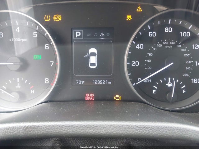 45495828 :رقم المزاد ، 5NPD84LF1JH240292 vin ، 2018 Hyundai Elantra Sel مزاد بيع