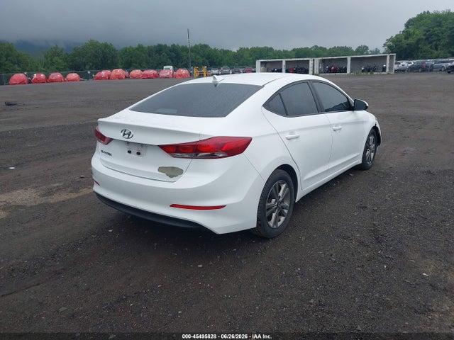 Продажа на аукционе авто 2018 Hyundai Elantra Sel, vin: 5NPD84LF1JH240292, номер лота: 45495828