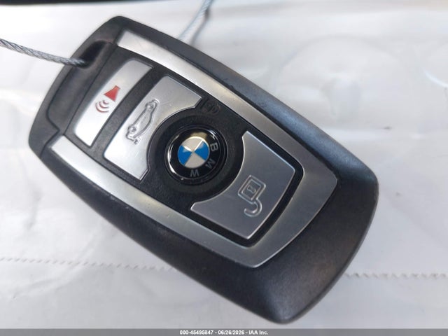 BMW 330e Iperformance 2018 WBA8E1C5XJA755974 Image 11