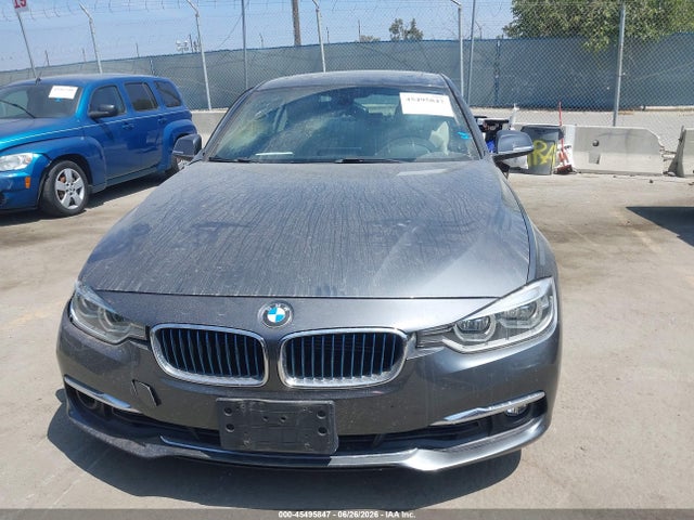 BMW 330e Iperformance 2018 WBA8E1C5XJA755974 Image 12