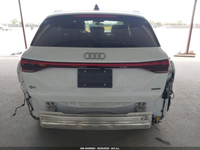 WA124BGF2SA044110 Audi Q6 E-tron Premium Plus Quattro