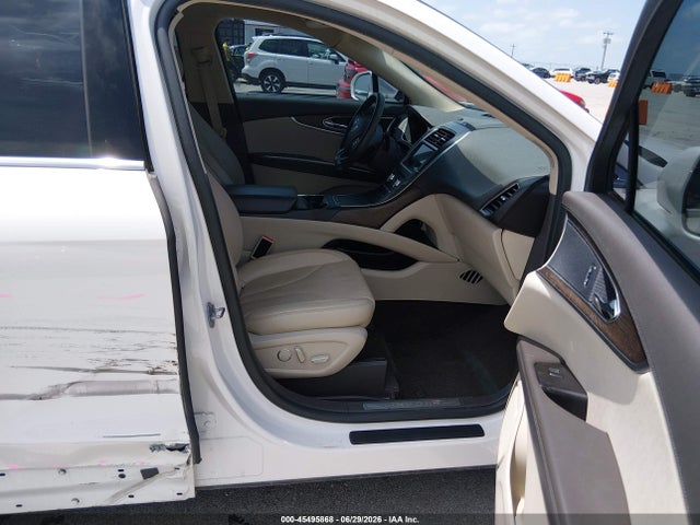 Продаж на аукціоні авто 2016 Lincoln Mkx Reserve, vin: 2LMTJ8LR4GBL62036, номер лоту: 45495868