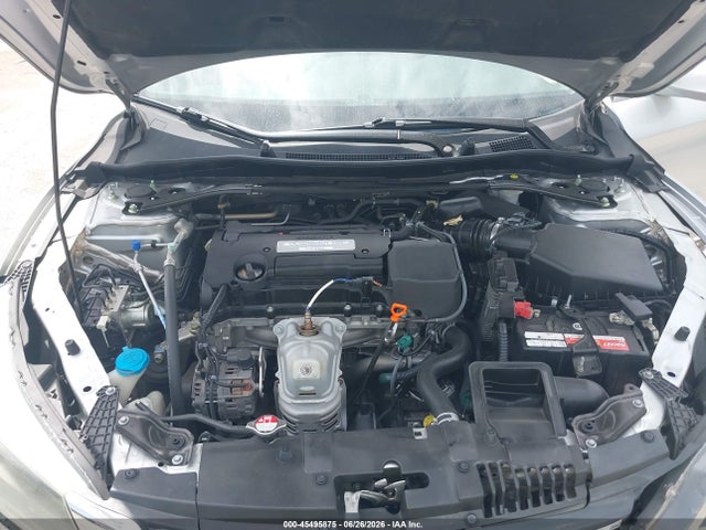 45495875 :رقم المزاد ، 1HGCR2F81FA043617 vin ، 2015 Honda Accord Ex-l مزاد بيع