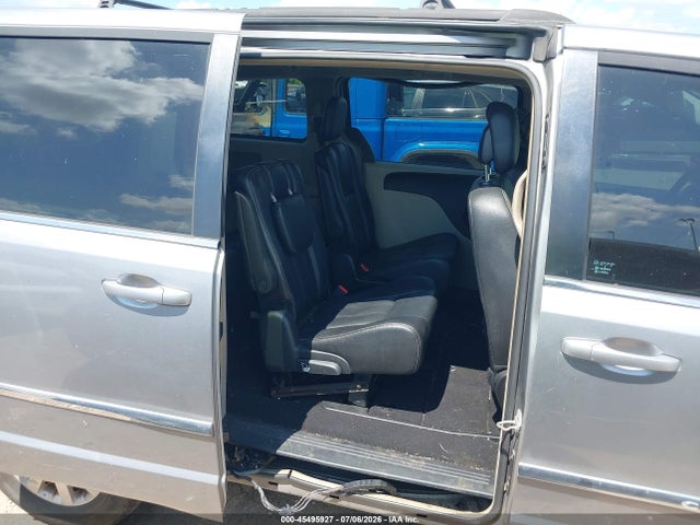 45495927 :رقم المزاد ، 2C4RC1BG5FR717894 vin ، 2015 Chrysler Town & Country Touring مزاد بيع