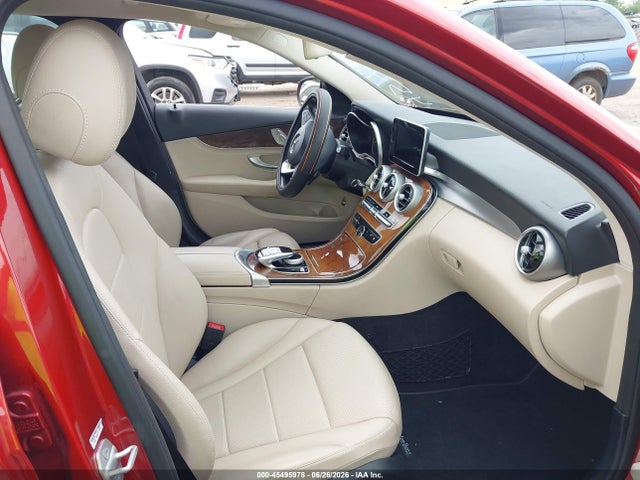 45495978 :رقم المزاد ، 55SWF4JB2GU133885 vin ، 2016 Mercedes-benz C 300 مزاد بيع