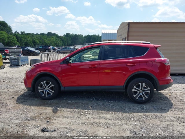 Toyota RAV4 LE 2016 JTMZFREV6GJ100011 Image 13