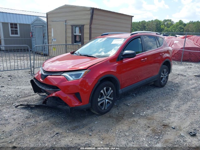 Toyota RAV4 LE 2016 JTMZFREV6GJ100011 Image 2