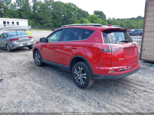Toyota RAV4 LE 2016 JTMZFREV6GJ100011 Image 3