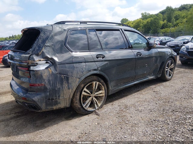 BMW X7 M60i 2026 5UX33EM01T9300057 Image 4