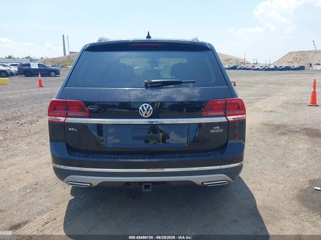 2018 Volkswagen Atlas 3.6l V6 Sel მანქანა იყიდება აუქციონზე, vin: 1V2MR2CAXJC527470, აუქციონის ნომერი: 45496138