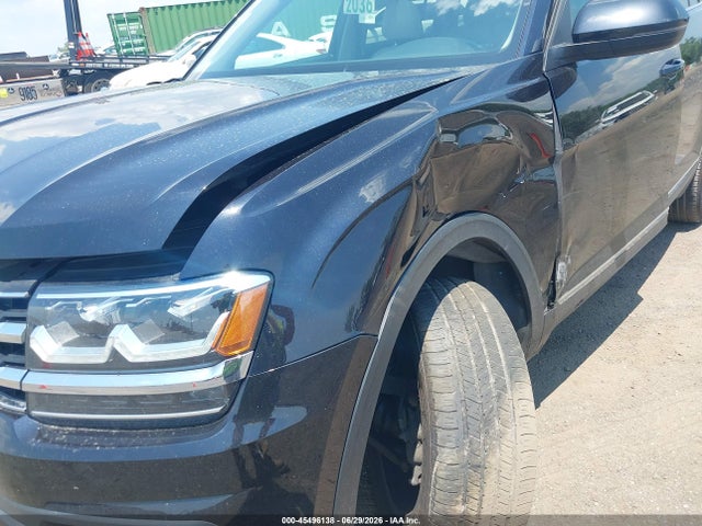 2018 Volkswagen Atlas 3.6l V6 Sel მანქანა იყიდება აუქციონზე, vin: 1V2MR2CAXJC527470, აუქციონის ნომერი: 45496138