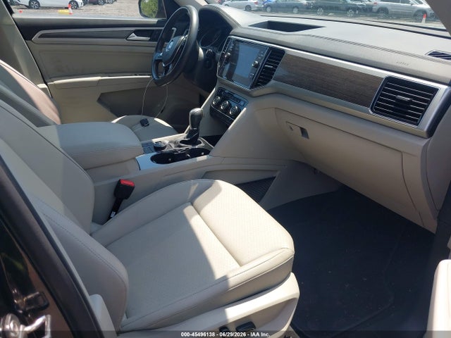 2018 Volkswagen Atlas 3.6l V6 Sel მანქანა იყიდება აუქციონზე, vin: 1V2MR2CAXJC527470, აუქციონის ნომერი: 45496138