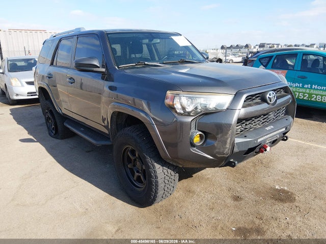 Toyota 4RUNNER SR5 2016 JTEBU5JR7G5405272 Image 1