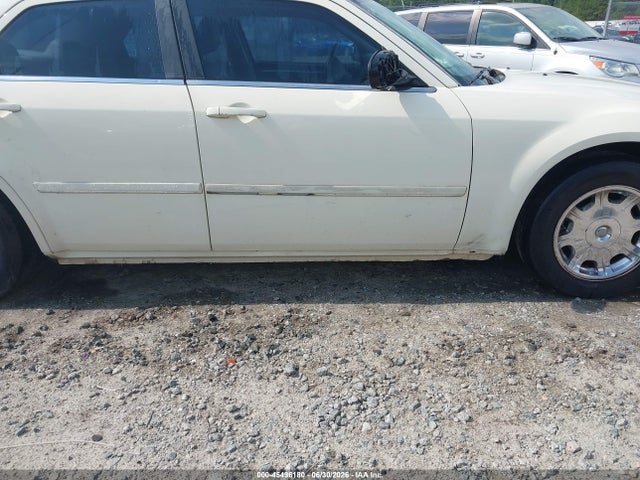 45496180 :رقم المزاد ، 2C3JA53G75H694118 vin ، 2005 Chrysler 300 Touring مزاد بيع