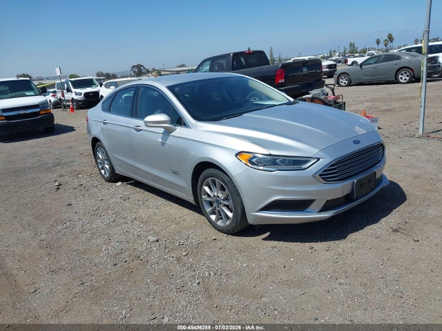 2018 3FA6P0PU0JR273638 main image