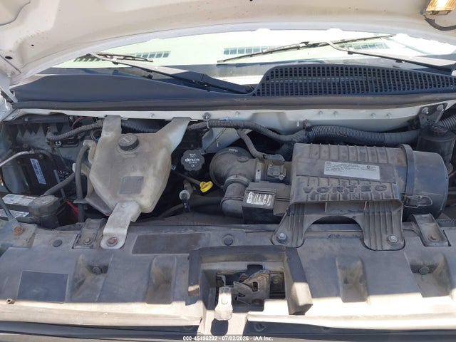 1GAWGEFG8K1290016 Chevrolet Express 2500 Ls