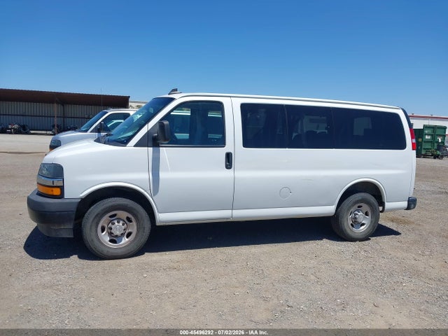 1GAWGEFG8K1290016 Chevrolet Express 2500 Ls