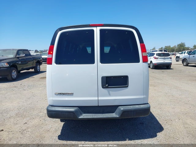 1GAWGEFG8K1290016 Chevrolet Express 2500 Ls
