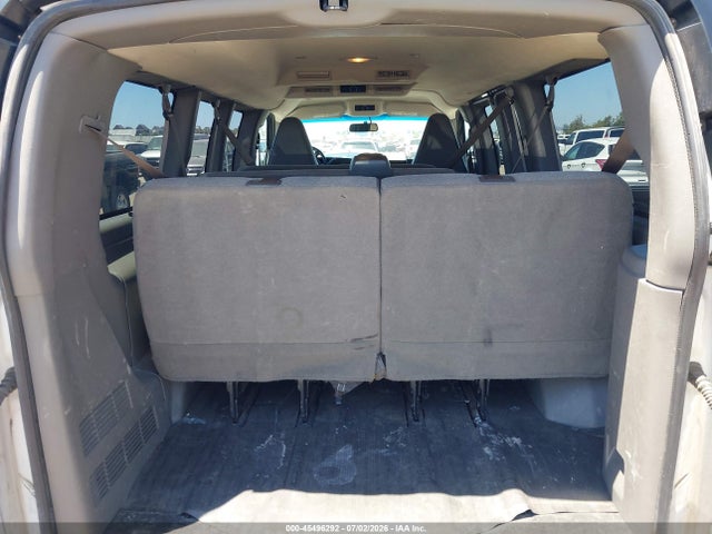 1GAWGEFG8K1290016 Chevrolet Express 2500 Ls