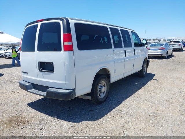 1GAWGEFG8K1290016 Chevrolet Express 2500 Ls