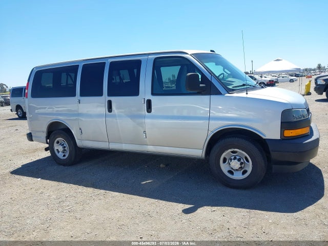 1GAWGEFGXK1288199 Chevrolet Express 2500 Ls