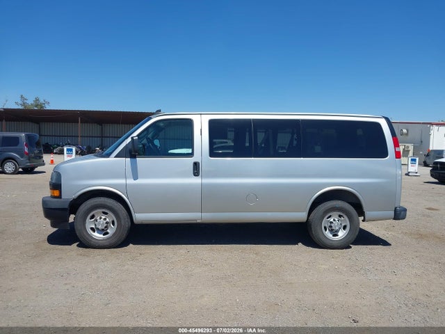 1GAWGEFGXK1288199 Chevrolet Express 2500 Ls