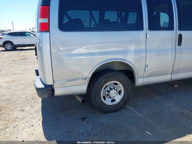 1GAWGEFGXK1288199 Chevrolet Express 2500 Ls