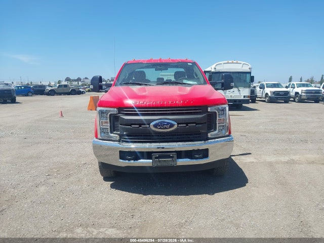 1FT8X3D62JEC69989 Ford F-350 Lariat/xl/xlt
