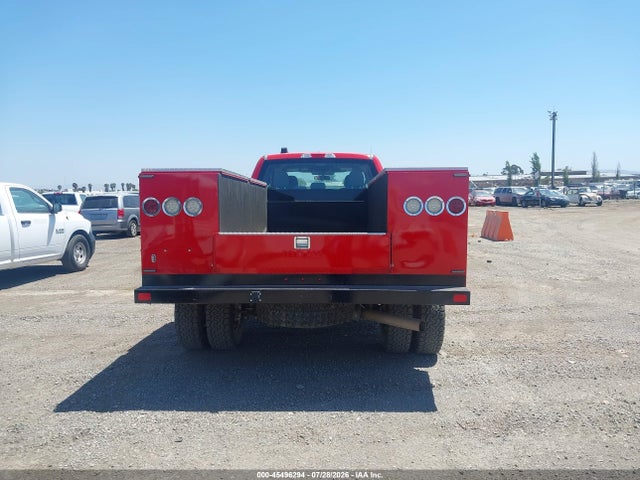 1FT8X3D62JEC69989 Ford F-350 Lariat/xl/xlt