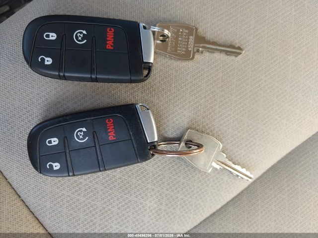 Продаж на аукціоні авто 2019 Jeep Grand Cherokee Laredo E 4x4, vin: 1C4RJFAG0KC828280, номер лоту: 45496296