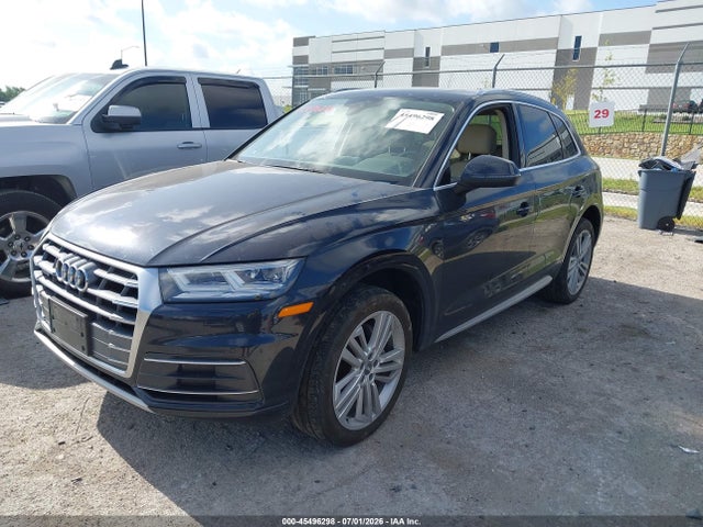 45496298 :رقم المزاد ، WA1BNAFY5J2200305 vin ، 2018 Audi Q5 2.0t Premium/2.0t Tech Premium مزاد بيع