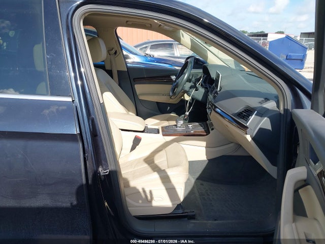 45496298 :رقم المزاد ، WA1BNAFY5J2200305 vin ، 2018 Audi Q5 2.0t Premium/2.0t Tech Premium مزاد بيع
